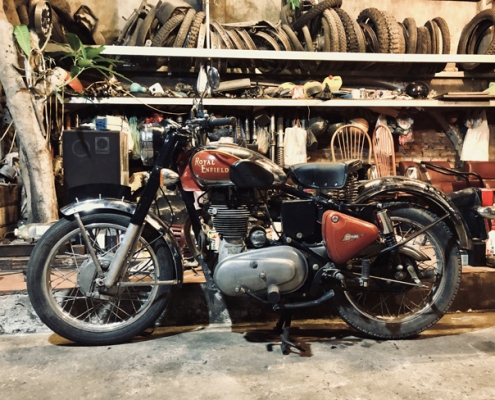 Royal Enfield Bullet 350 Deluxe solo seat