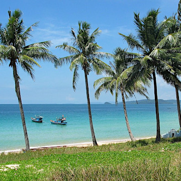 plage sauvage sur l'île de Phu Quoc